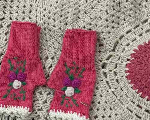 Handmade Crochet Pink Gloves with Embroidery