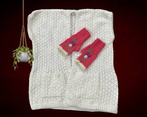 Hand-Knitted Wool Sleeveless Sweater Vest for Women – Elegant & Cozy Winter Wear - Image 3