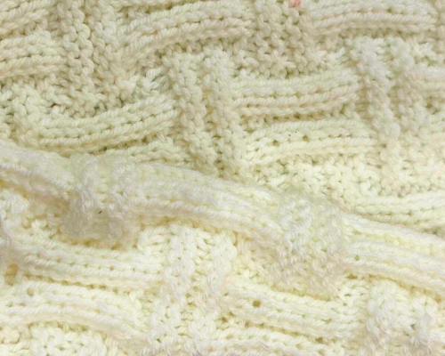 Hand-Knitted White Wool Cardigan with Black Floral Gloves – Elegant Winter Set - Image 4