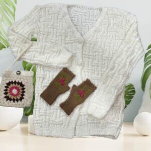 Hand-Knitted White Wool Cardigan – Elegant Winter Set